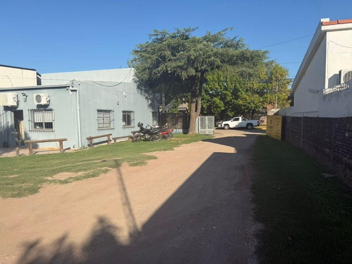 VENTA IMPORTANTE PROPIEDAD EN PILAR