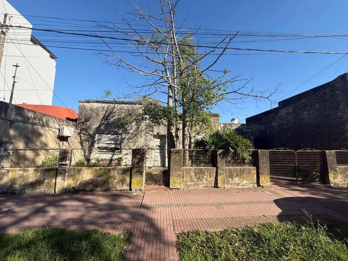 VENTA / PROPIEDAD PARA DESARROLLO / AV H. YRIGOYEN 3
