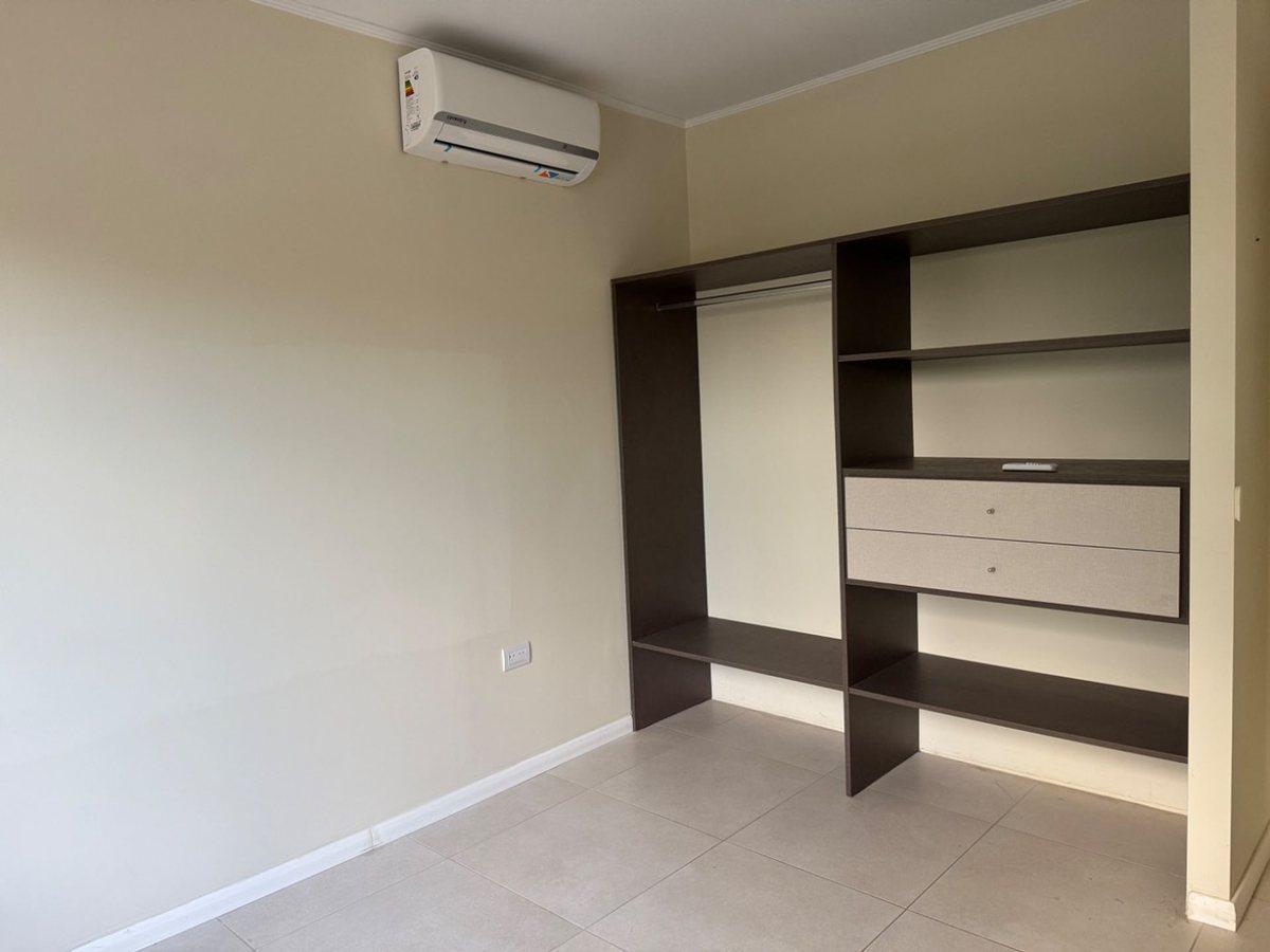 VENTA - CONJUNTO DEPARTAMENTOS MAS LOCAL - RAFAELA