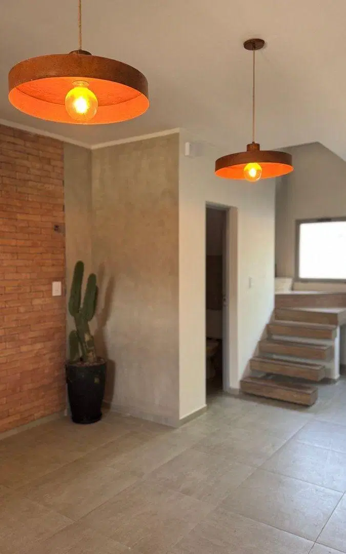 VENTA DUPLEX/2 DORM./COCHERA/Bo.Amancay 4