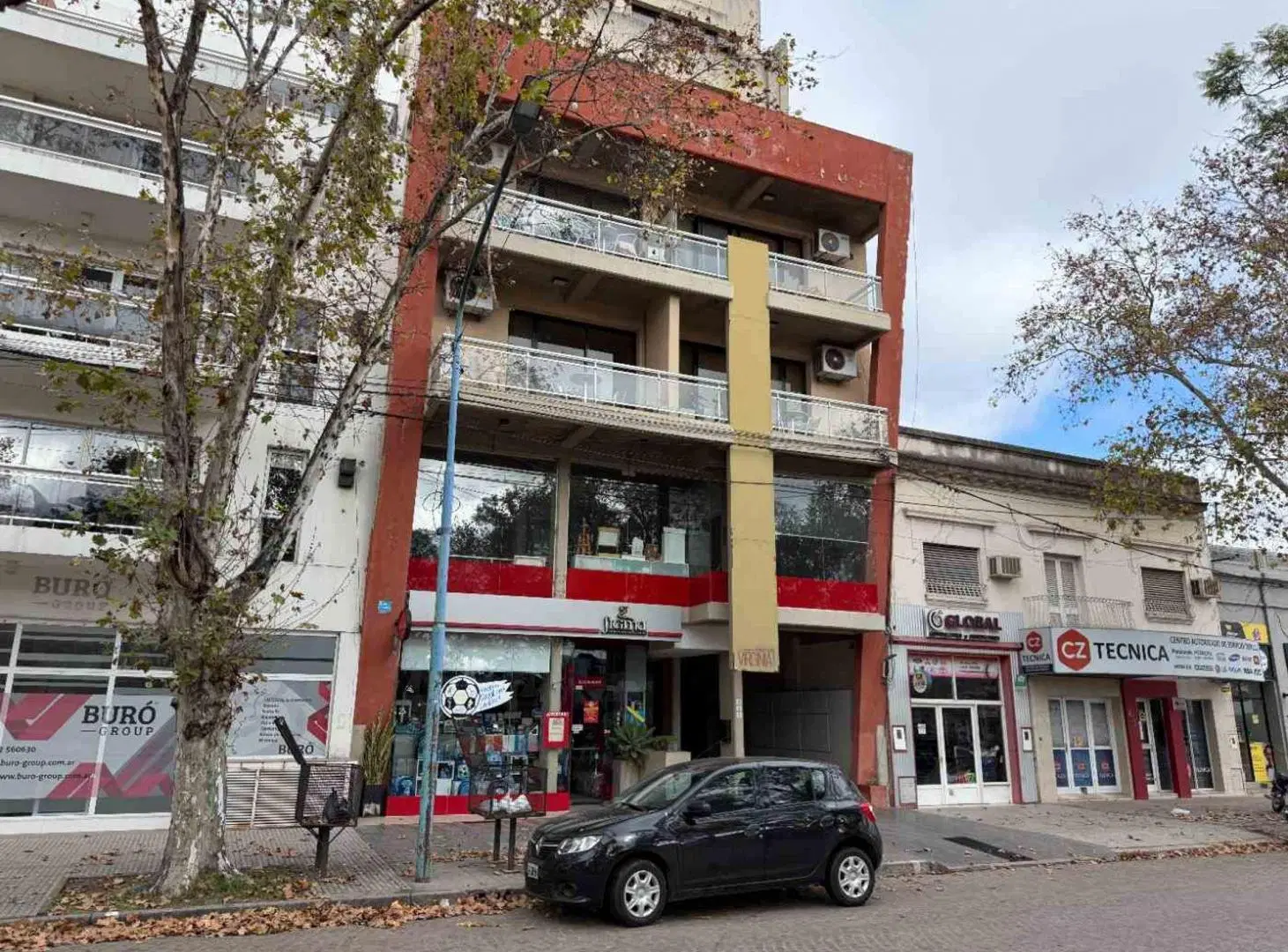 ALQUILER/MONOAMBIENTE/CENTRO/RAFAELA 4