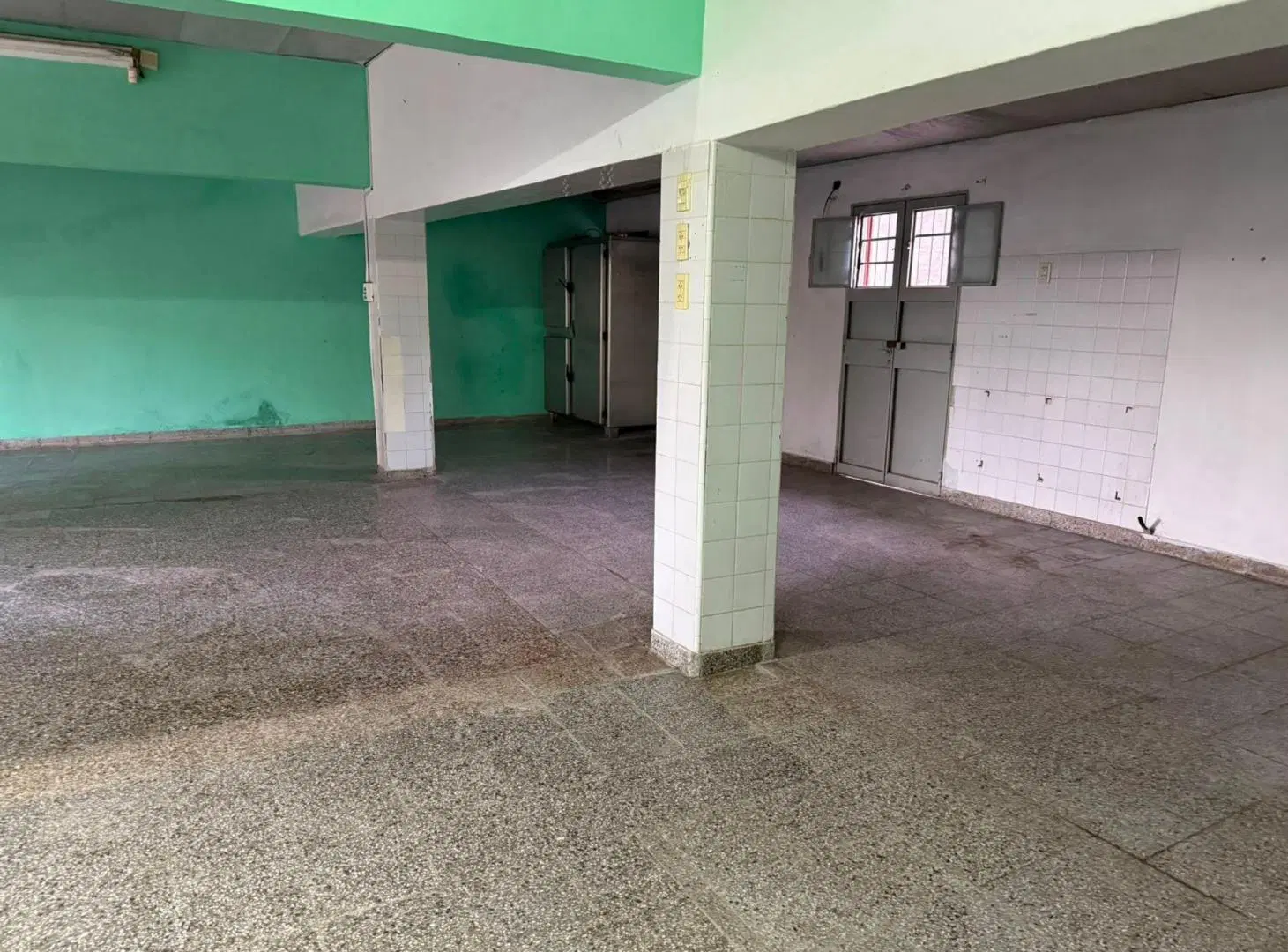 ALQUILER/LOCAL COMERCIAL/CENTRO/LEHMANN 2