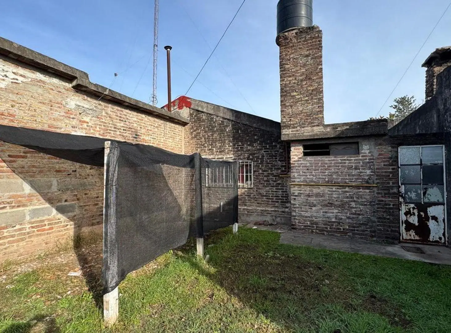 VENTA /VIVIENDA 2 DORMITORIOS/ESQUINA 4