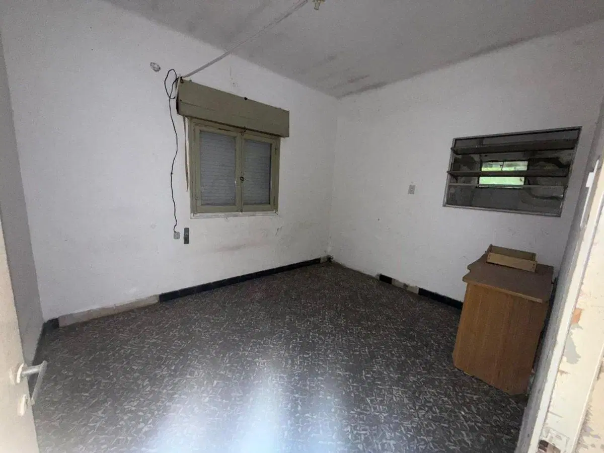 VENTA/CASA A RAFACCIONAR/AVENIDA/LEHMANN 4