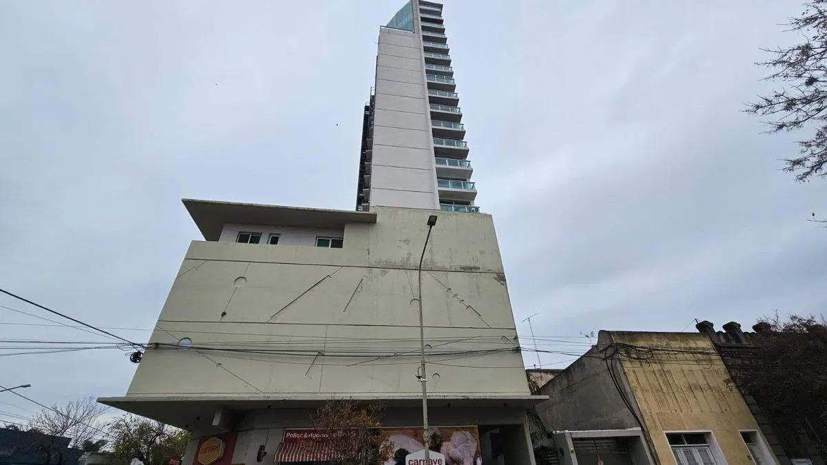 VENTA/DEP CON DOS DORMITORIOS/CON PISCINA/ CENTRO 3