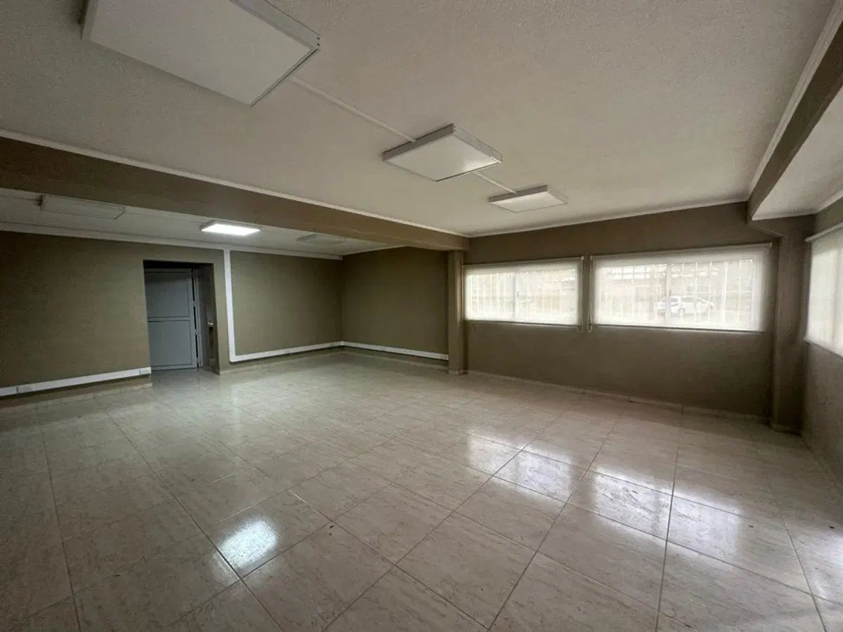Alquiler galpón exclusivo en PAER Rafael 5