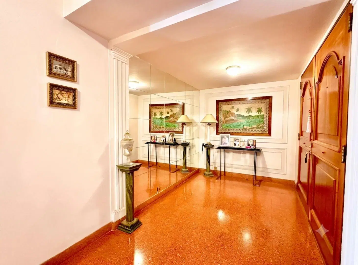 VENTA-CASA CENTRO-PILETA-RAFAELA 4
