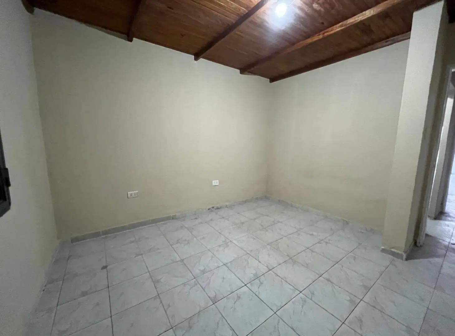 OPORTUNIDAD/2 VIV. IDEAL RENTA/PATIO VERDE 8