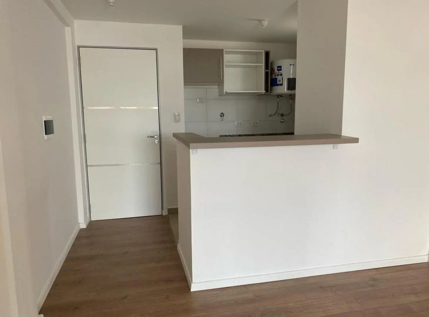 ALQUILER/DEPARTAMENTO/MICROCENTRO. 3