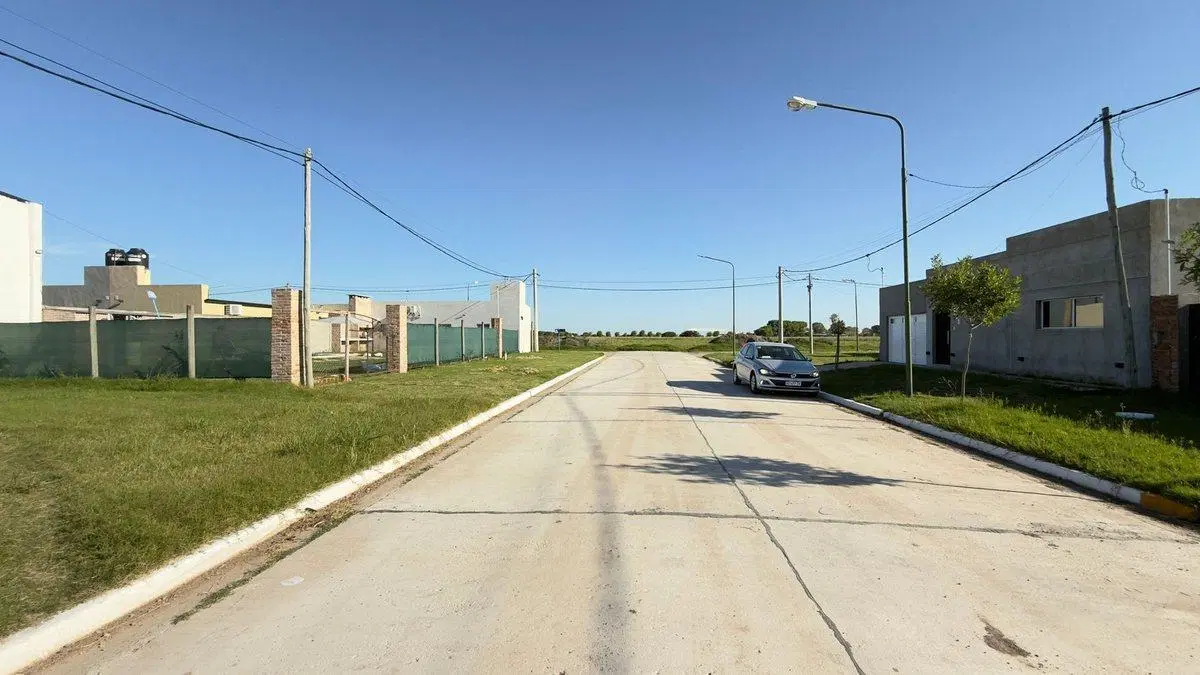 LOTE / VENTA / BELLA ITALIA / ENTORNO FAMILIAR 5