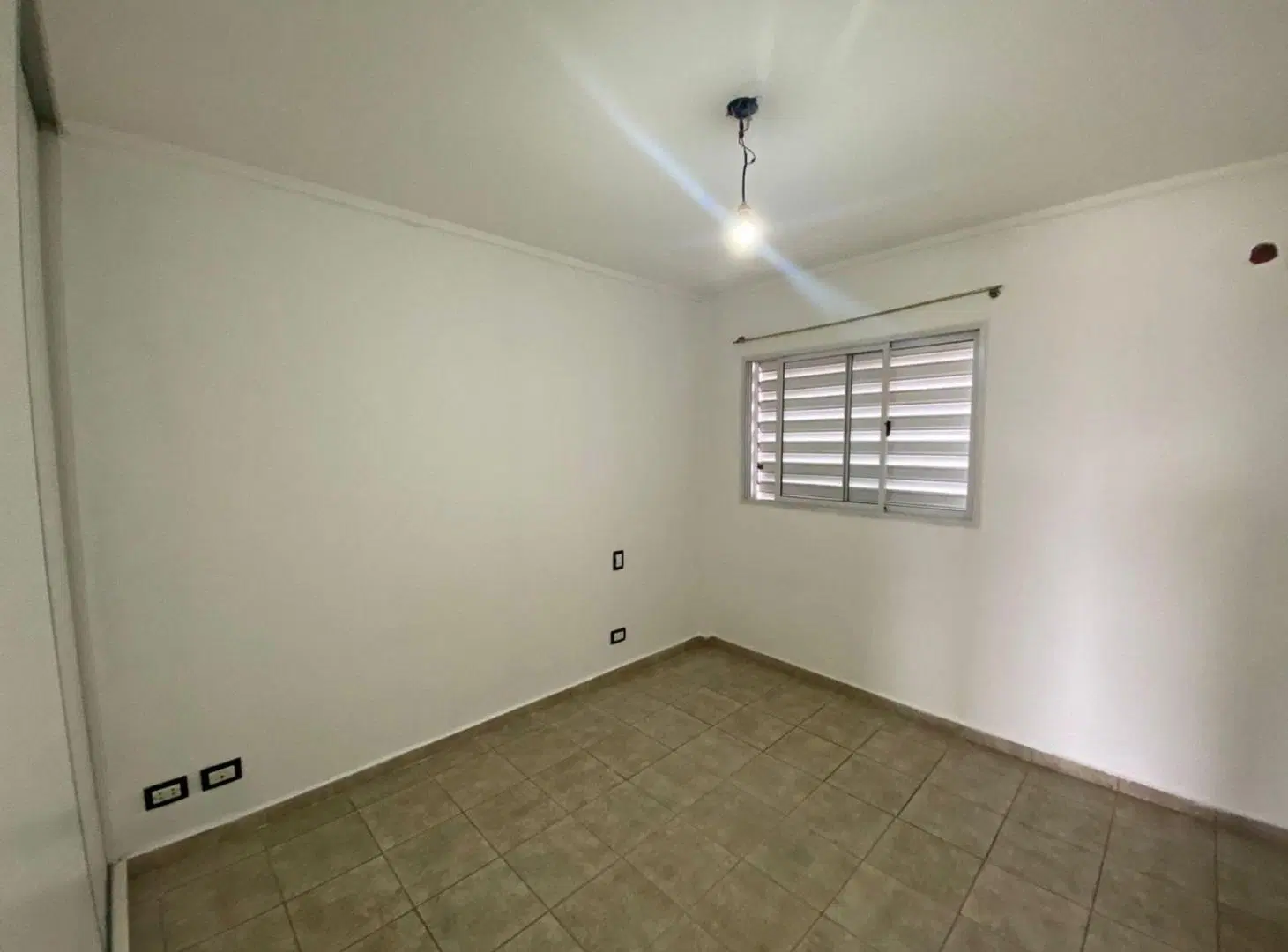 ALQUILER  / DEPARTAMENTO CENTRICO / SERVICIOS 5