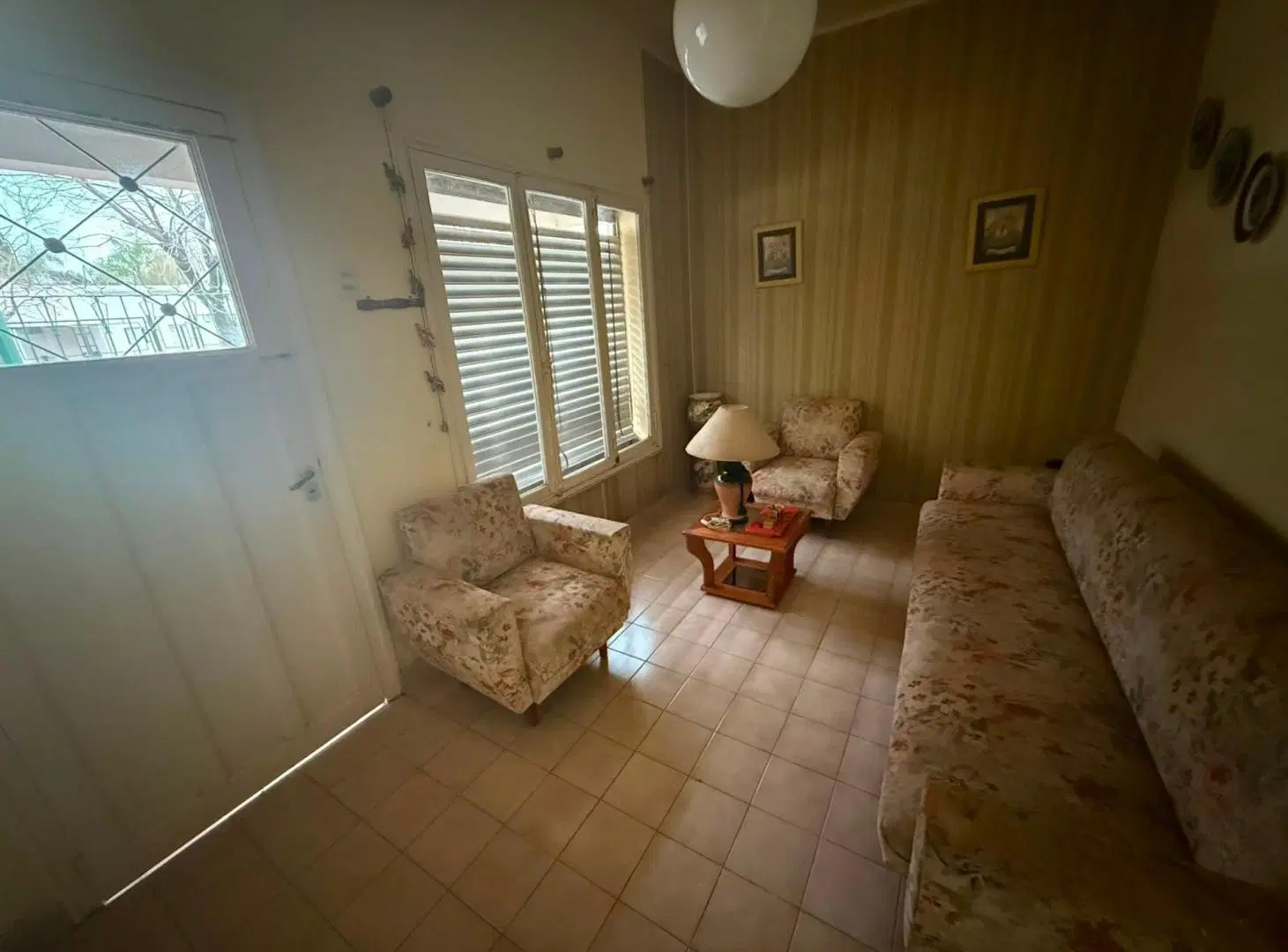 VENTA/CASA/EXCELENTE UBICACIÓN/LEHMANN 5