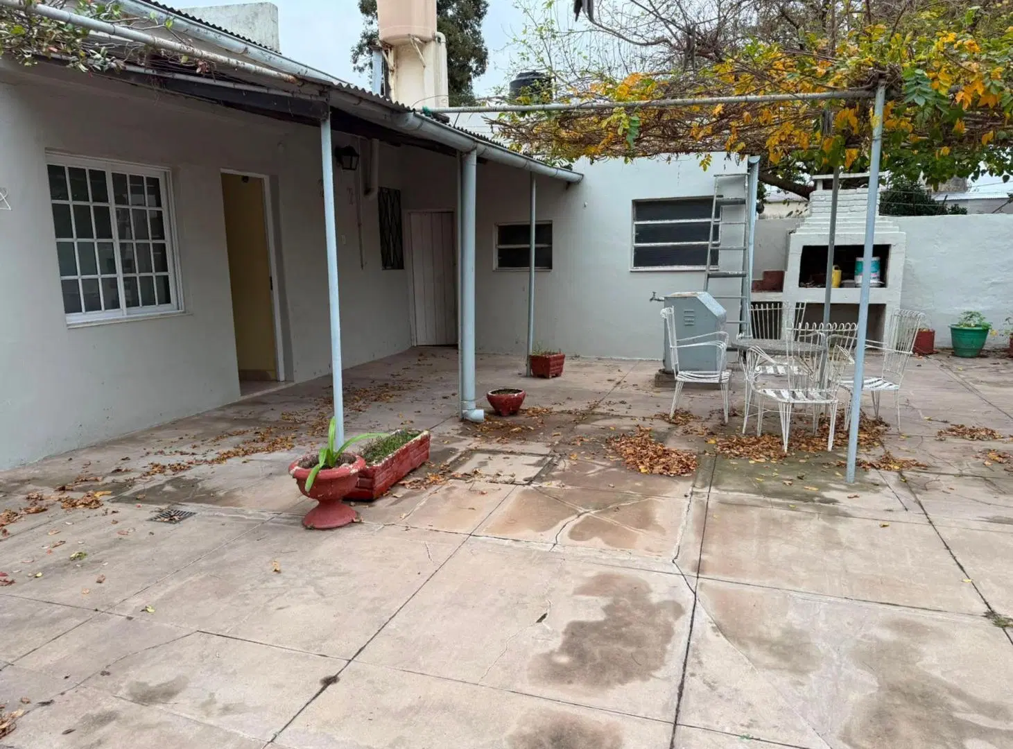 VENTA/CASA/EXCELENTE UBICACIÓN/LEHMANN 4