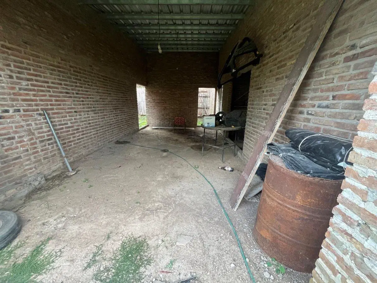 VENTA/CASA/AMPLIO TERRENO/NUEVO TORINO 4