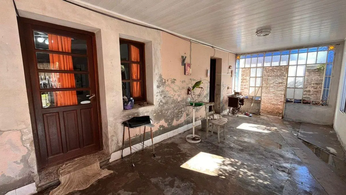 VENTA/CASA/CERES/A REFACCIONAR/OPORTUNIDAD 3