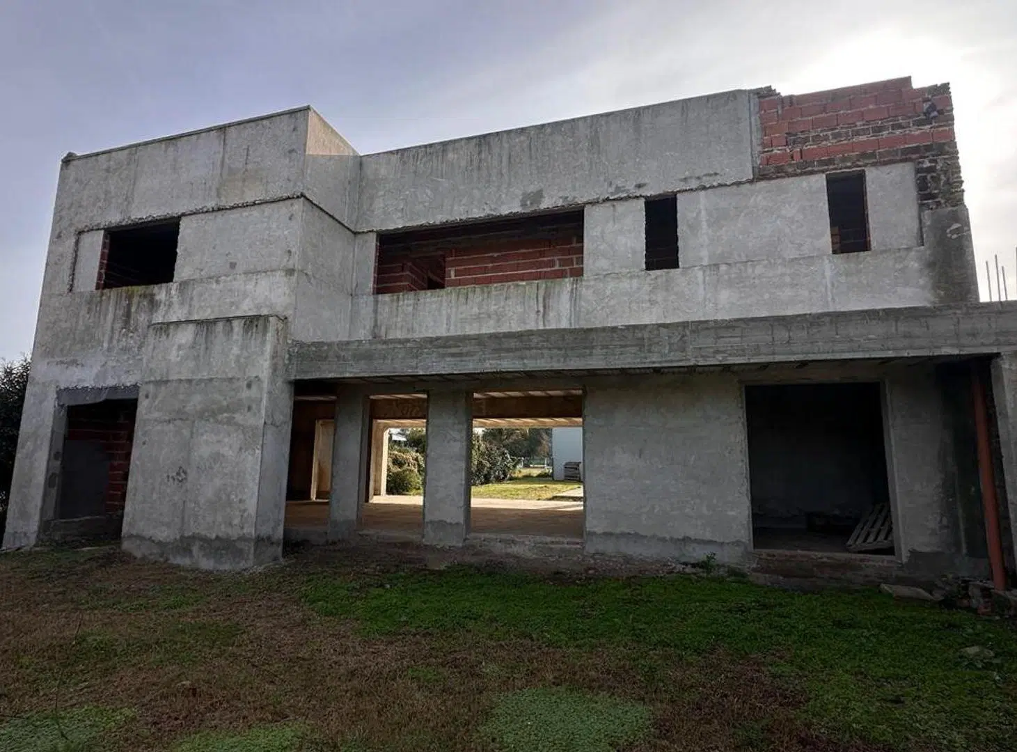 EN VENTA/ CASA /A TERMINAR/ OPORTUNIDAD 5