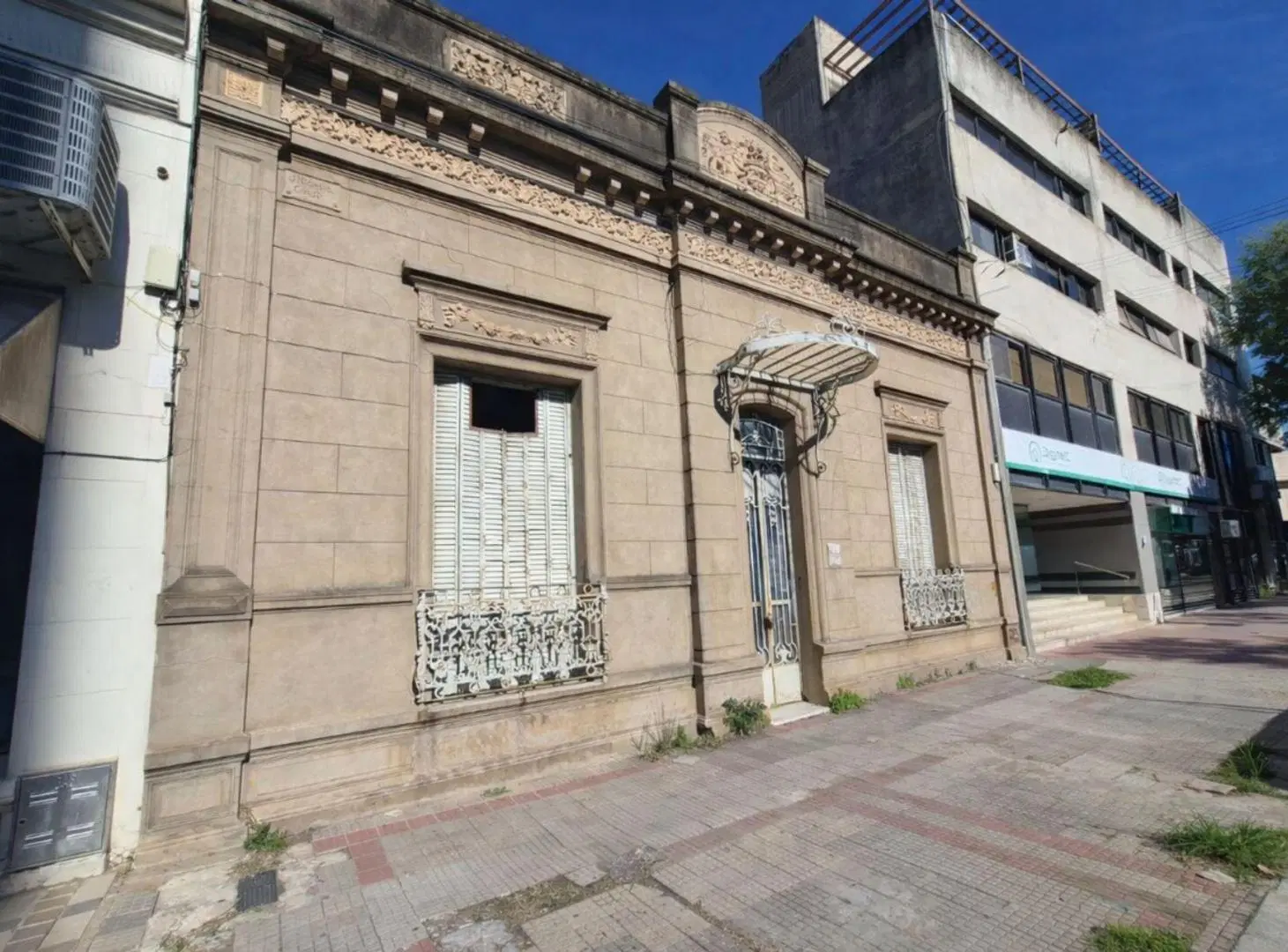 VENTA/CASA CENTRICA/GRAN LOTE/DEMOLER/RECICLAR 2