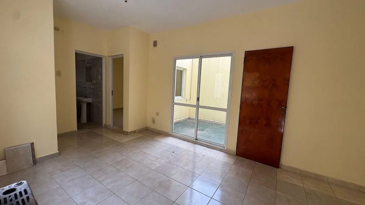 ALQUILER/ DPTO 1 DORM/ FRENTE UTN CASA CENTRAL 8