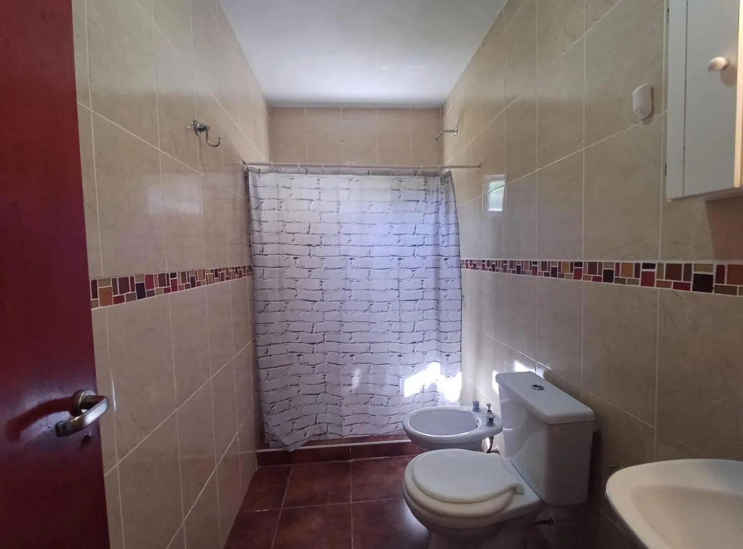 ALQUILER -CASA/QUINTA/DOS DORMITORIOS-SUSANA 8