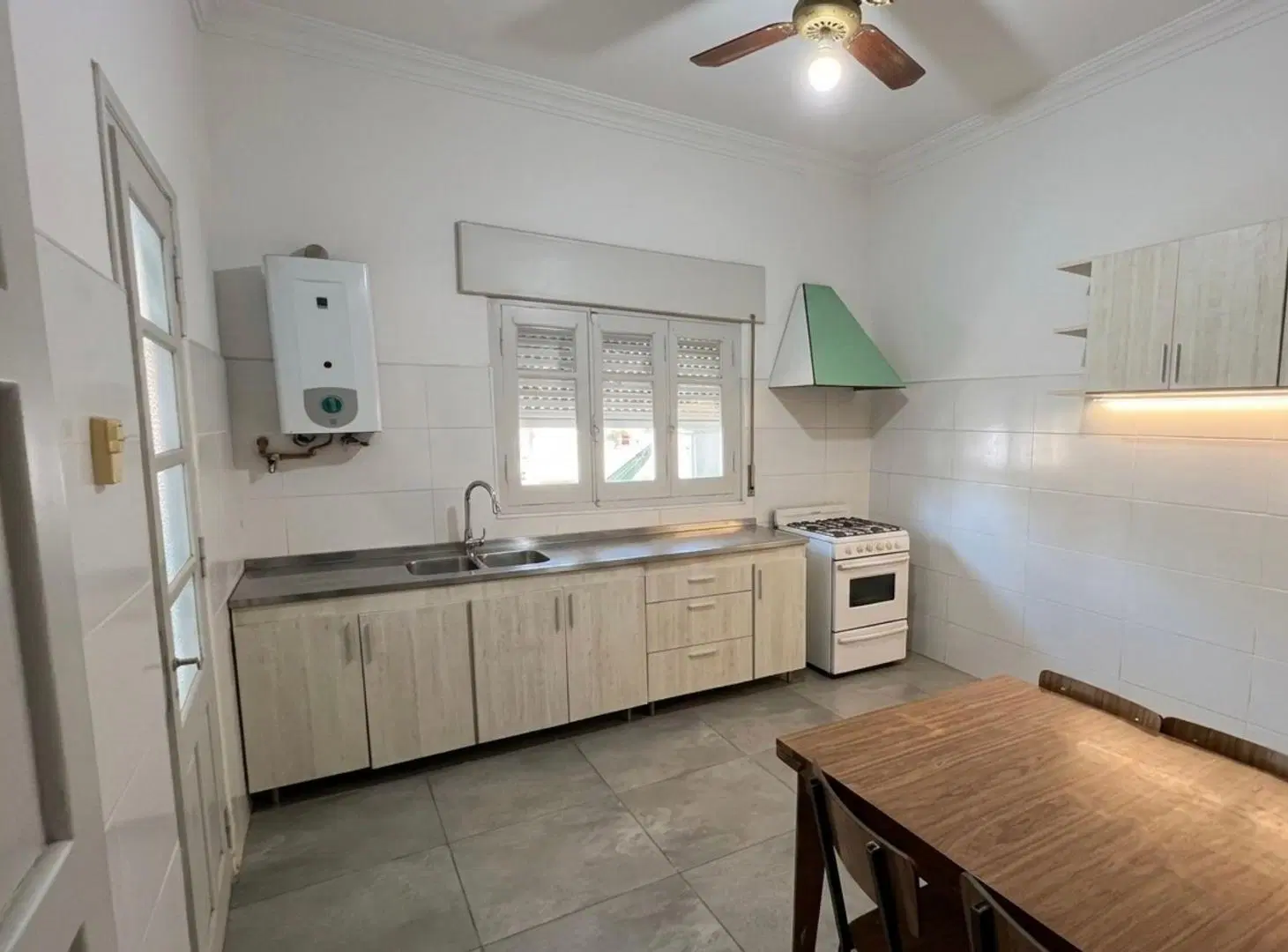 VENTA / CASA CÉNTRICA / 3DORM / APTA CREDITO 3