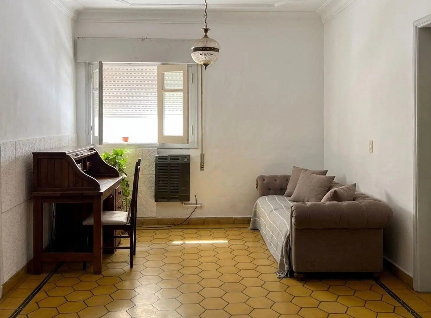 VENTA / CASA CÉNTRICA / 3DORM / APTA CREDITO 2