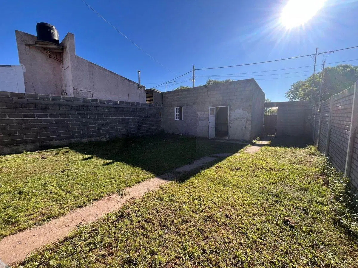 VENTA/CASA Y LOCAL/RAMONA 2