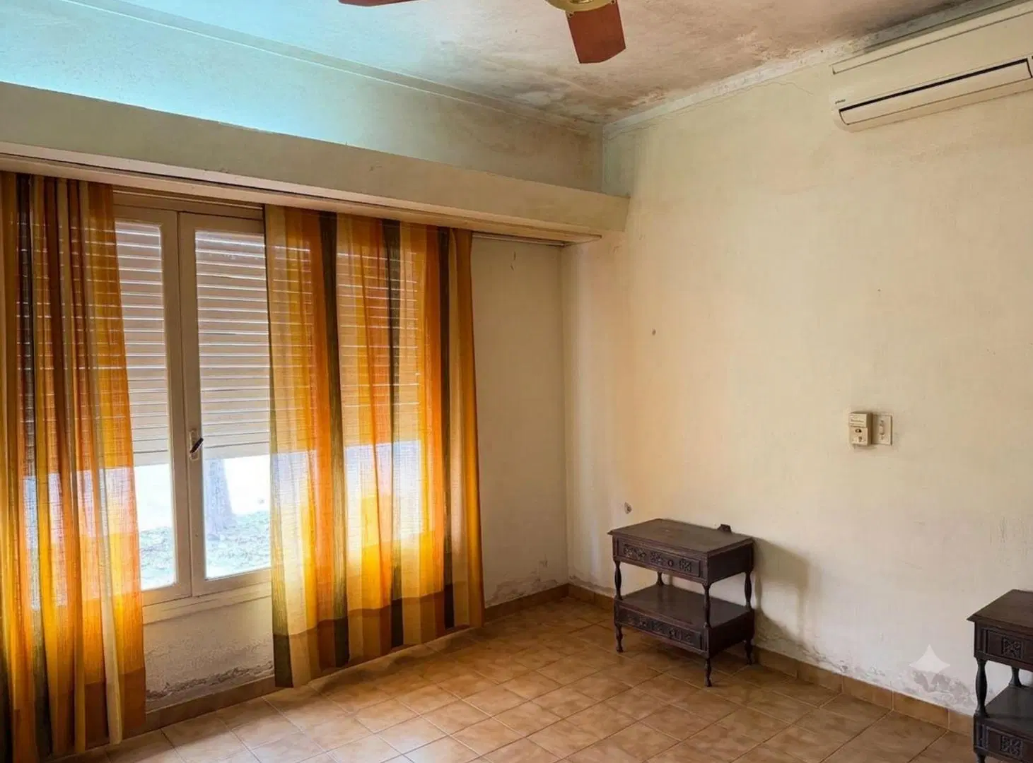 REMAX/VENDE/OPORTUNIDAD/2CASAS/ESQUINA/VILLA ROSAS 3