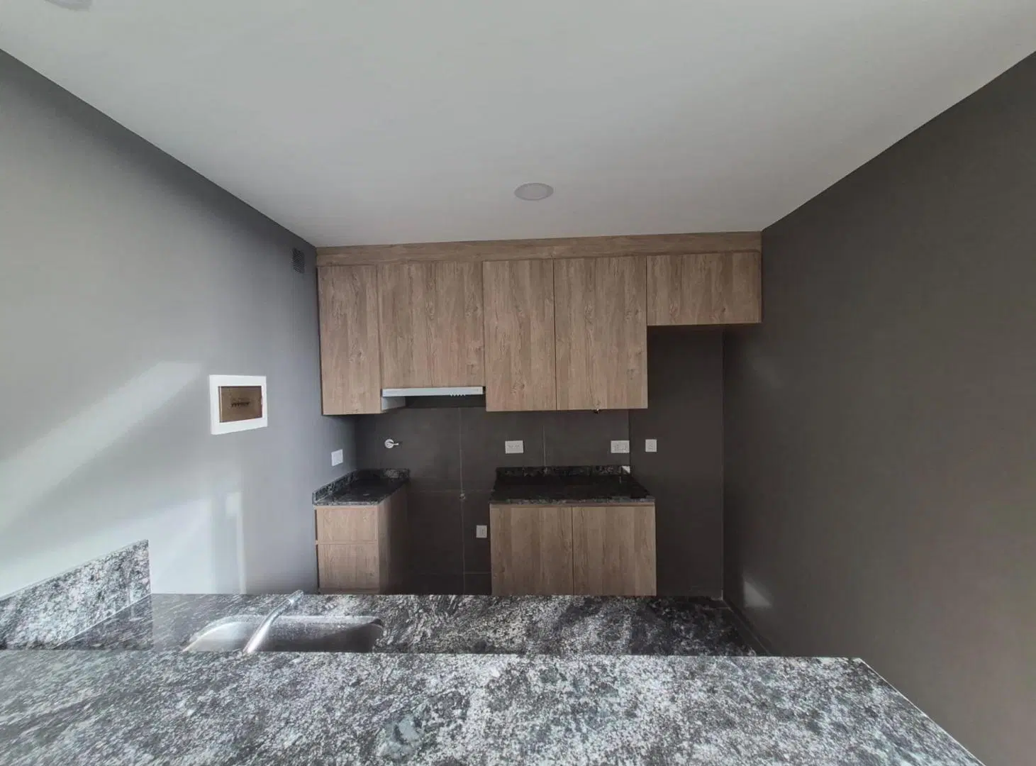 VENTA MODERNO DEPARTAMENTO/UN DORMITORIO/SERVICOS 2