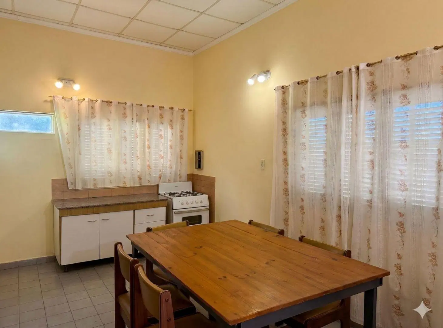 VENTA/CASA/QUINTA/AMPLIO TERRENO/BELLA ITALIA 8