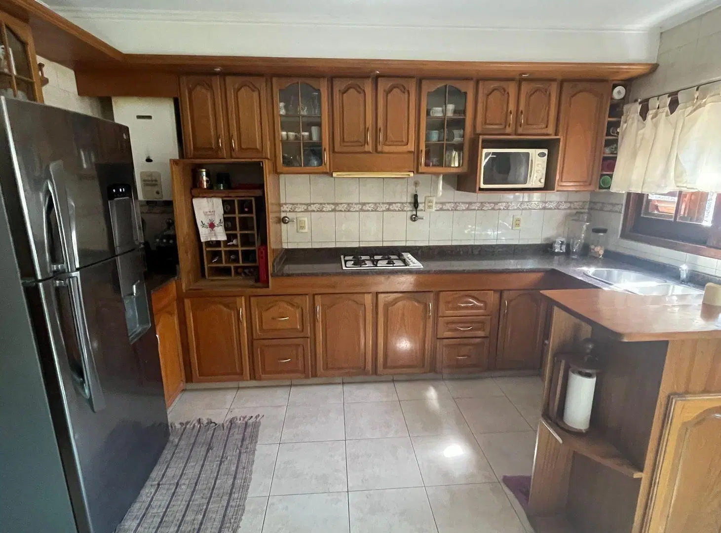 VENTA/CASA EN ESQUINA/B° PIZZURNO/APTA CREDITO 8