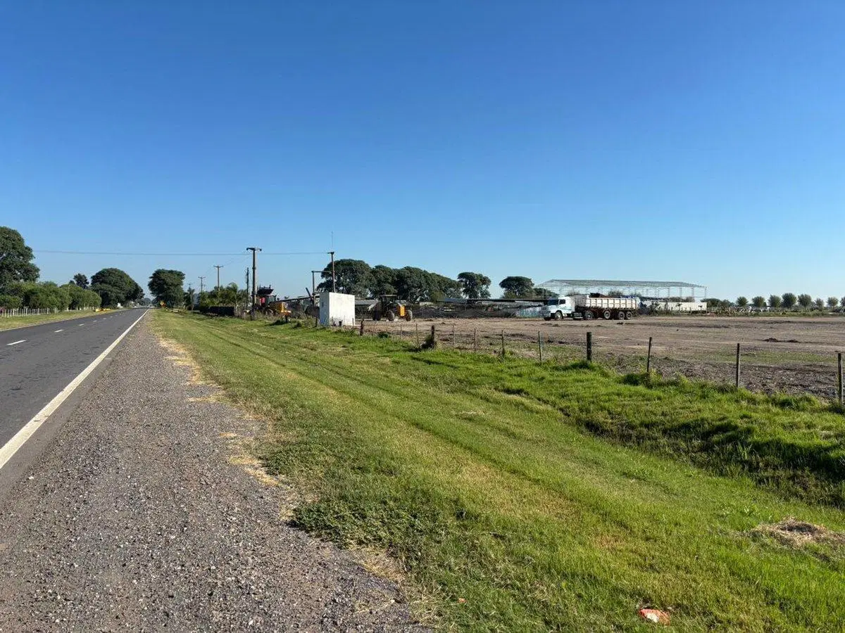 VENTA / TERRENO / 2HA SOBRE RUTA 70 / BELLA ITALIA 4