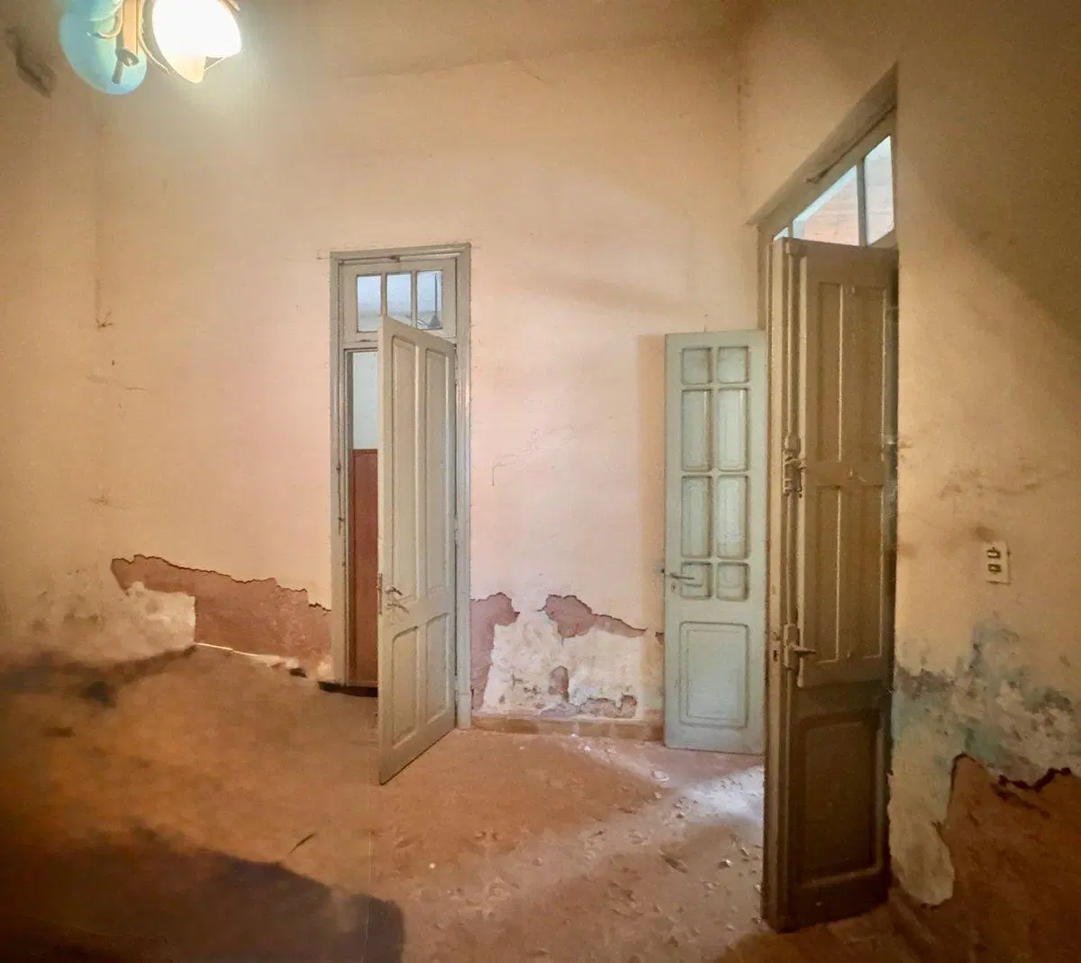 VENTA/CASA A REFACCIONAR/ B° G.LEHMANN/RAFAELA 5