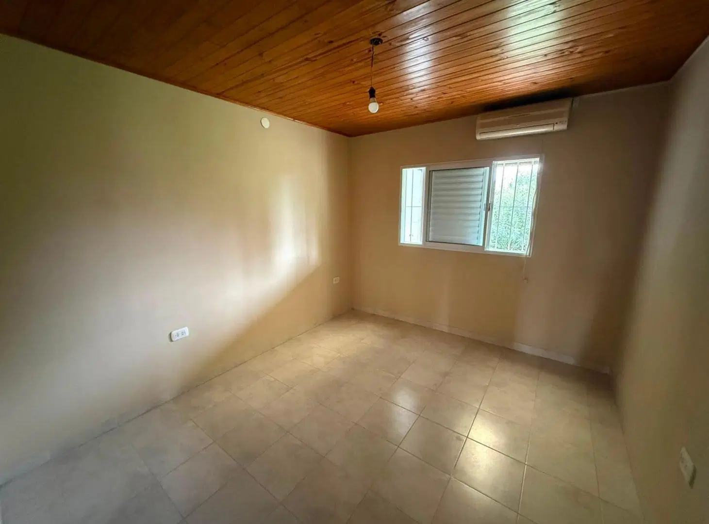 VENTA/CASA/INVERSIÓN O VIVIENDA PROPIA/LEHMANN 8