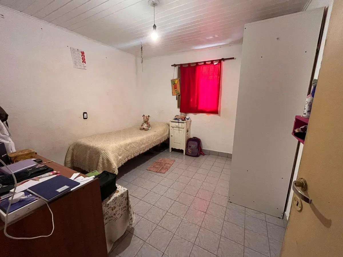 VENTA/CASA/2 DORMITORIOS/COCHERA. 2