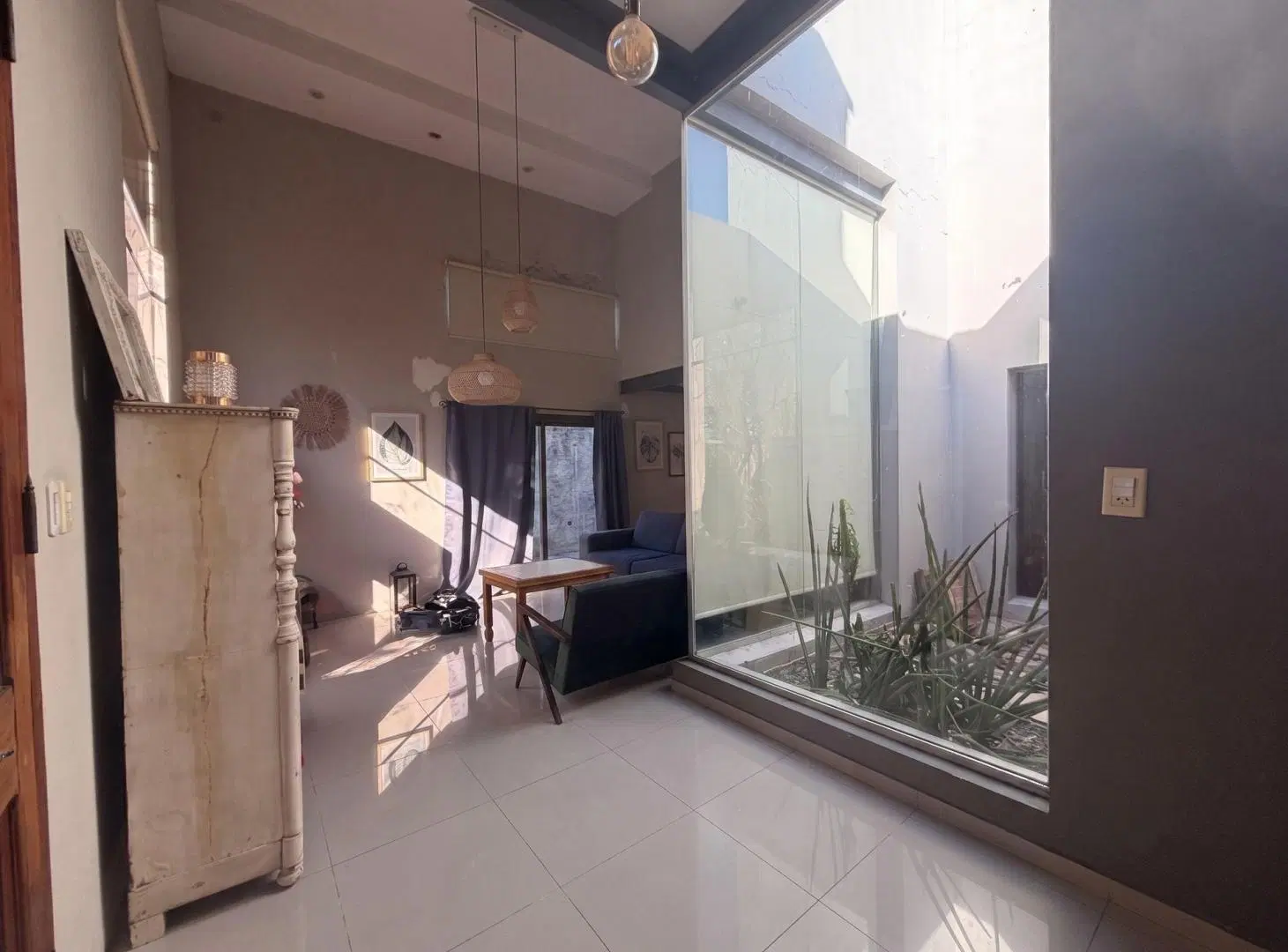 VENTA/VIVIENDA/PATIO VERDE/PILETA/SERV./B°BELGRANO 3