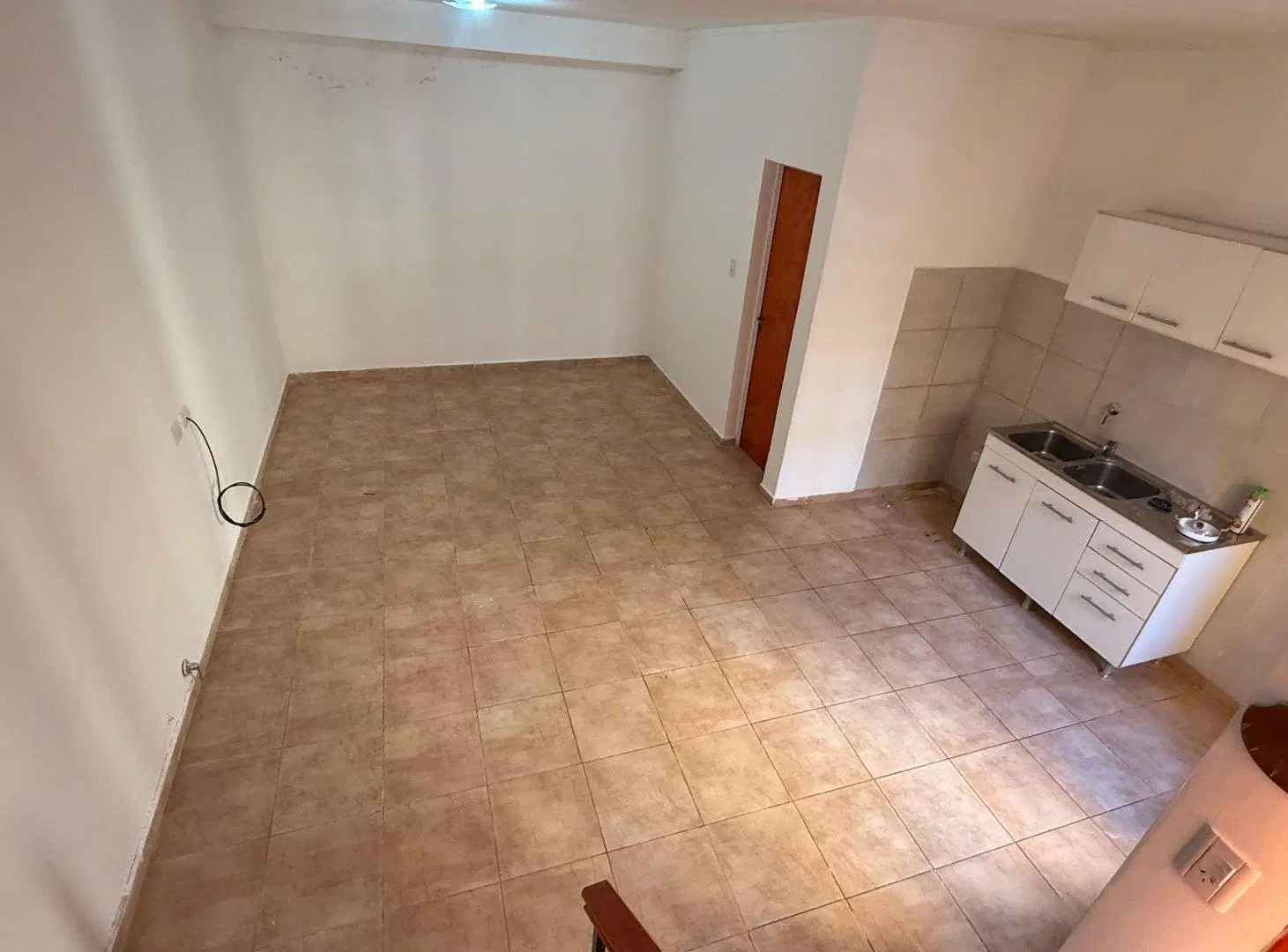 DEPARTAMENTO / ALQUILER / BARRIO ALBERDI 3