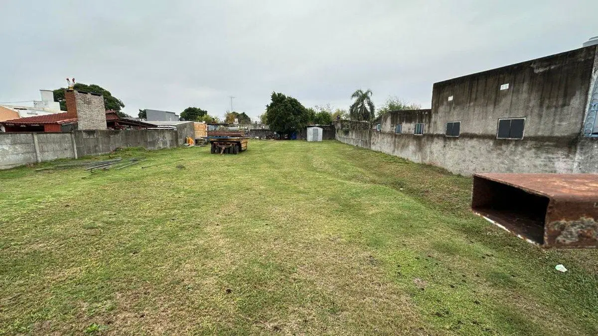 LOTE SOBRE AVENIDA / IDEAL PARA PROYECTO COMERCIAL 2