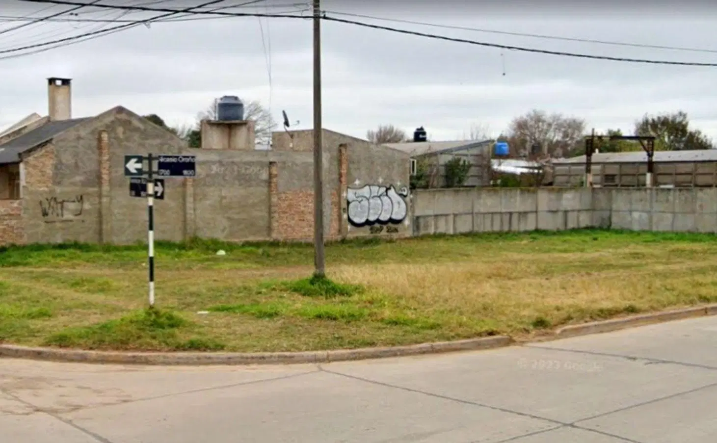 VENTA/LOTE/ESQUINA/MARTIN FIERRO 2