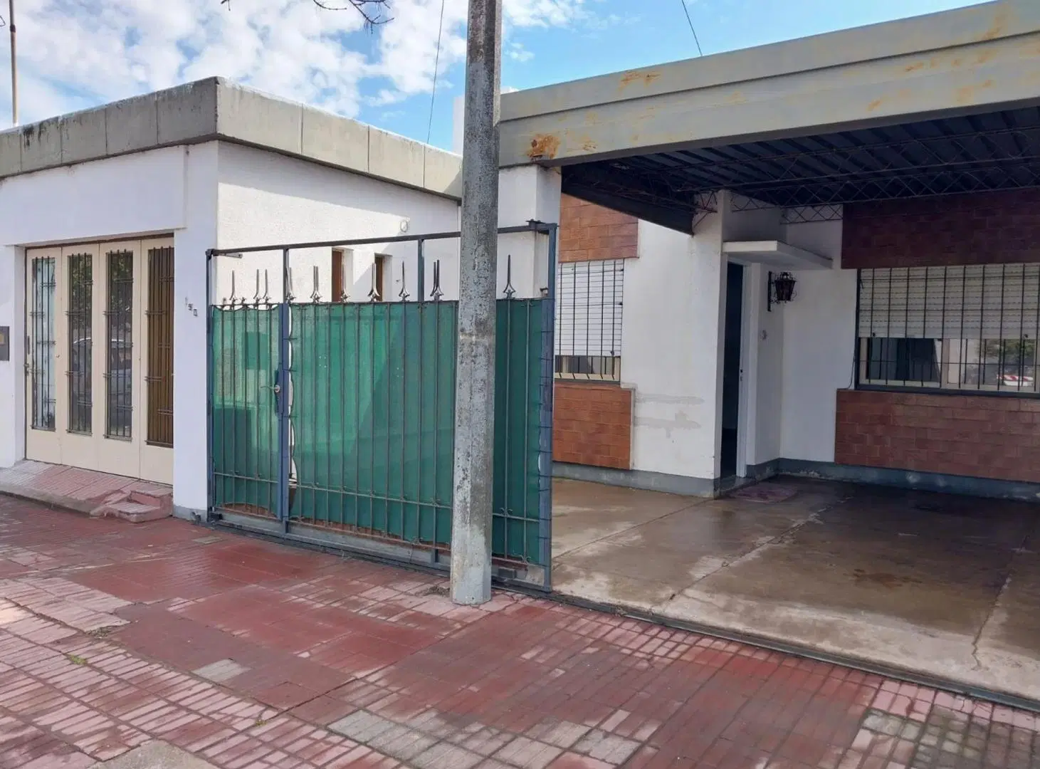 VENTA / CASA 2DORM / SERVICIOS / Bº SAN MARTIN 5