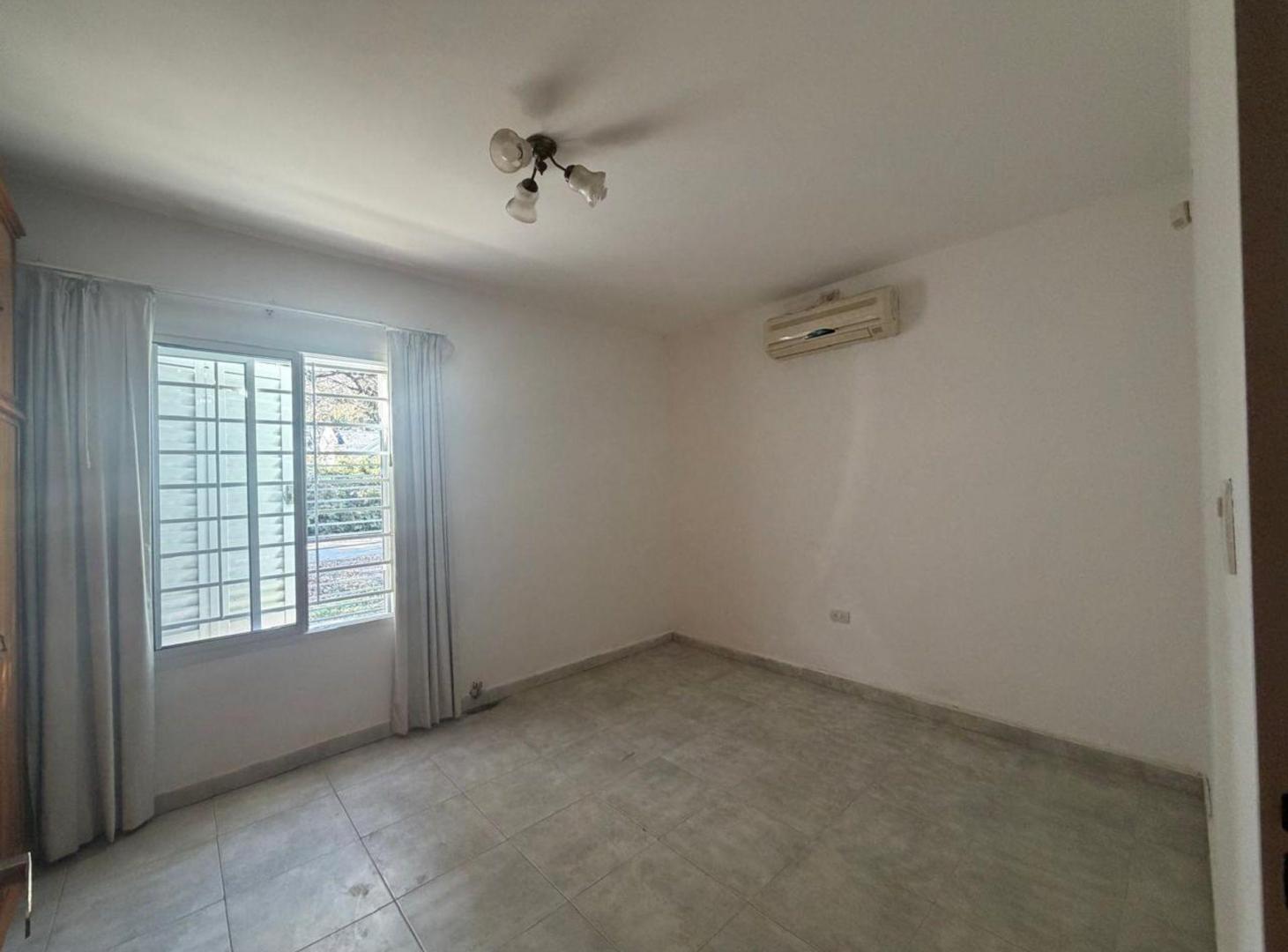 Foto de ALQUILER/CASA/2 DORM/PILETA/PASEO DEL ESTE, imagen 1