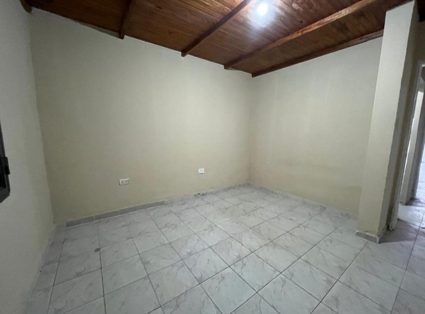 Foto de OPORTUNIDAD/2 VIV. IDEAL RENTA/PATIO VERDE, imagen 5