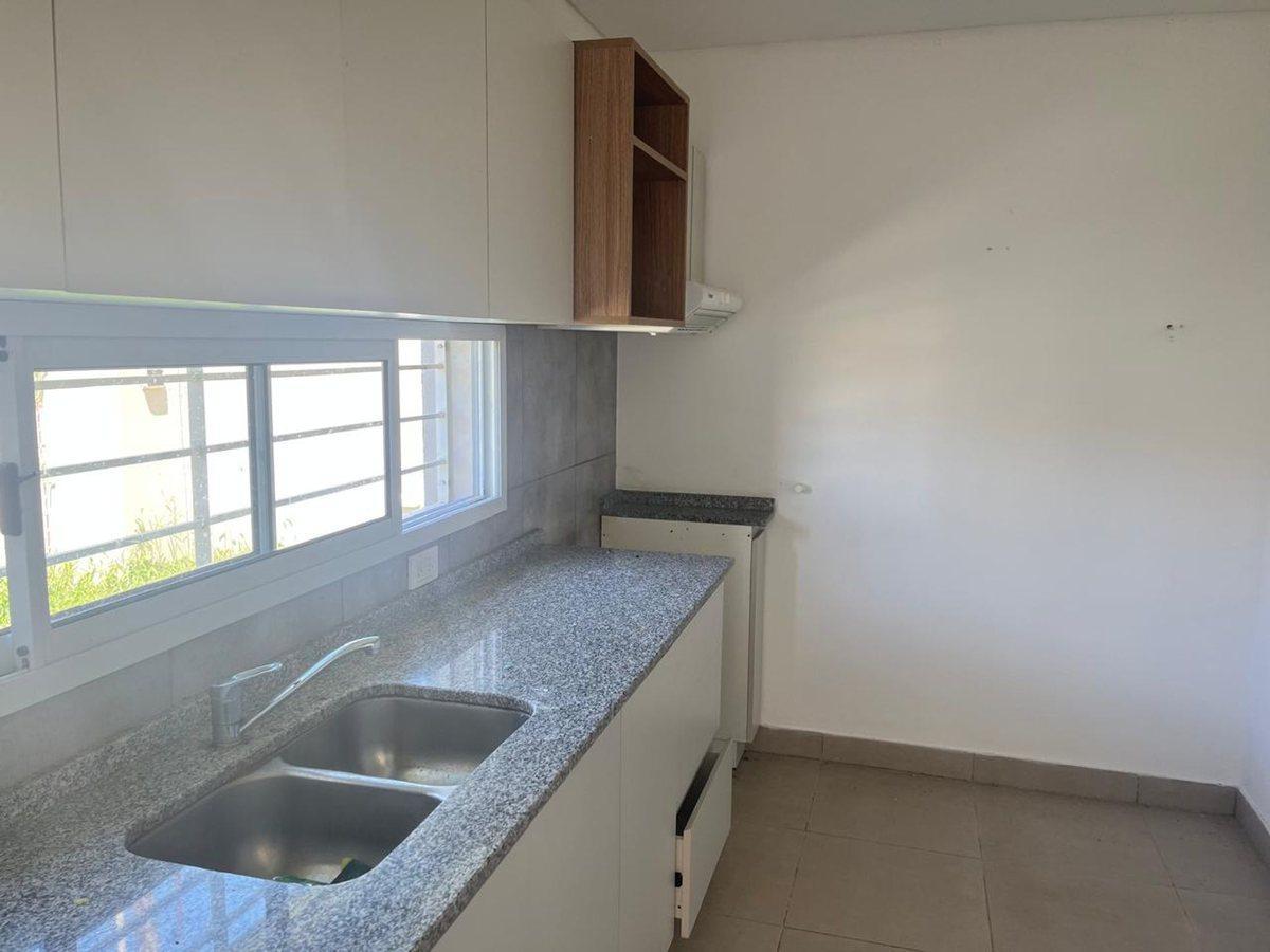 Foto de ALQUILER/CASA/2 DORMITORIOS/PATIO/COCHERA/PARRILLA, imagen 5