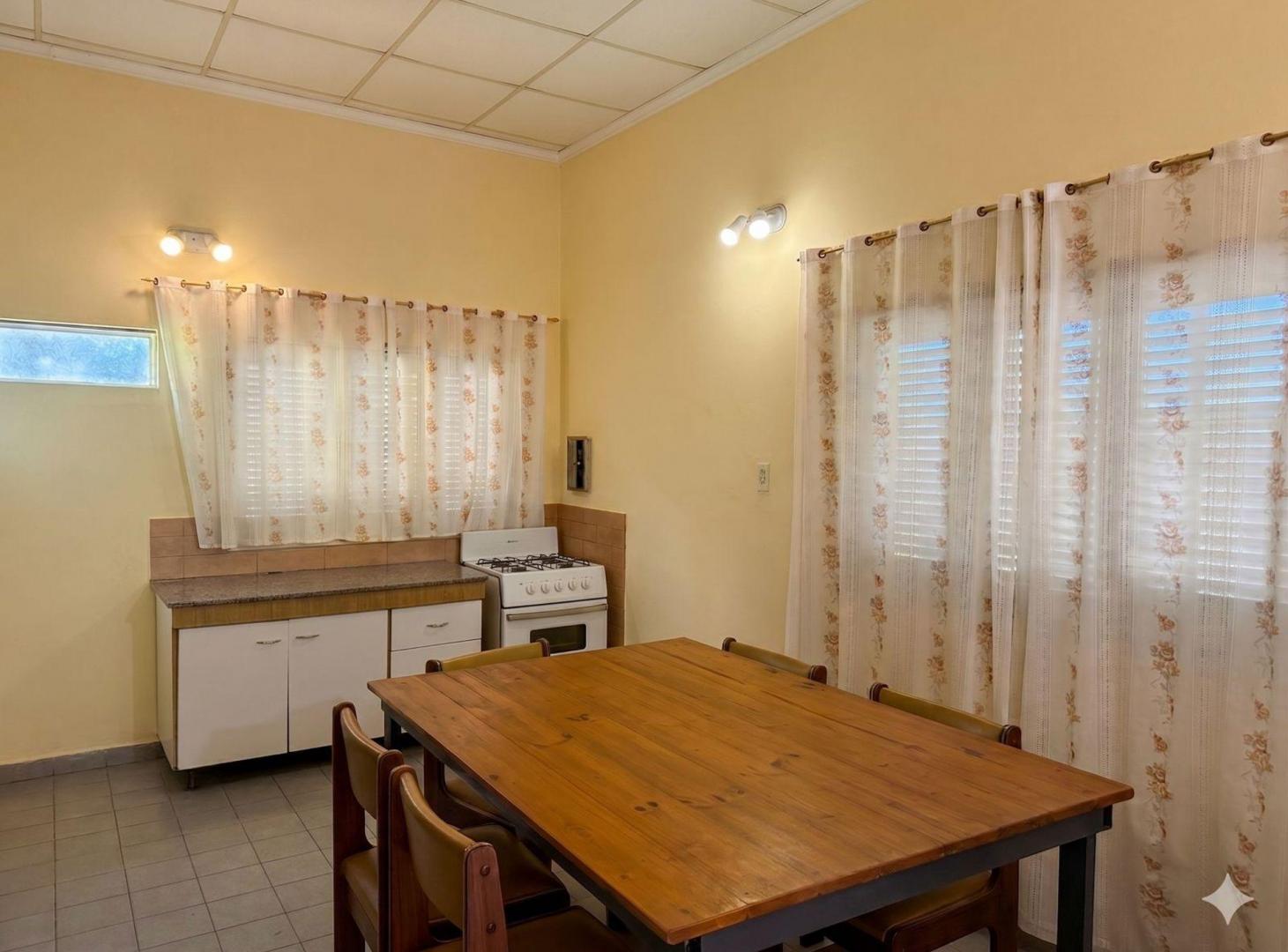 Foto de VENTA/CASA/QUINTA/AMPLIO TERRENO/BELLA ITALIA, imagen 3