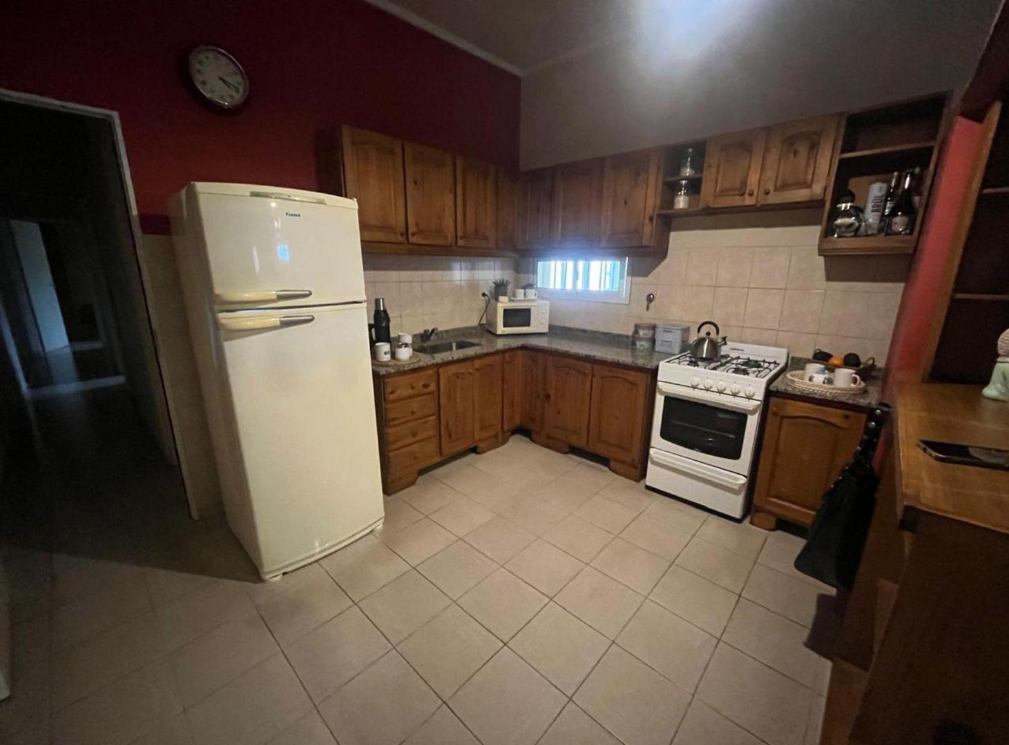 Foto de CASA 2 DORM/SERVICIOS/APTA CREDITO/CENTRAL CORDOBA, imagen 2