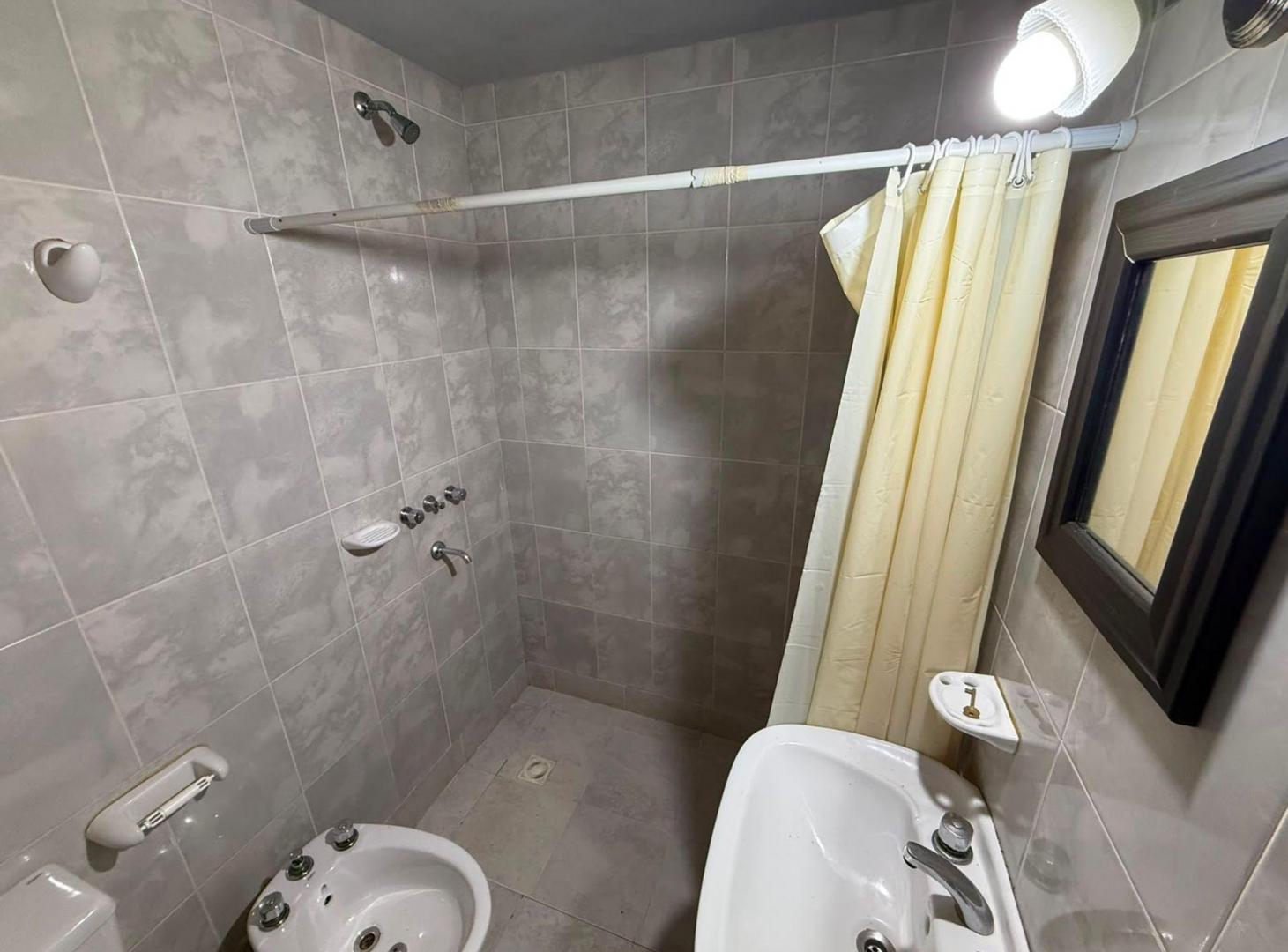 Foto de VENTA/CASA/INVERSIÓN O VIVIENDA PROPIA/LEHMANN, imagen 5