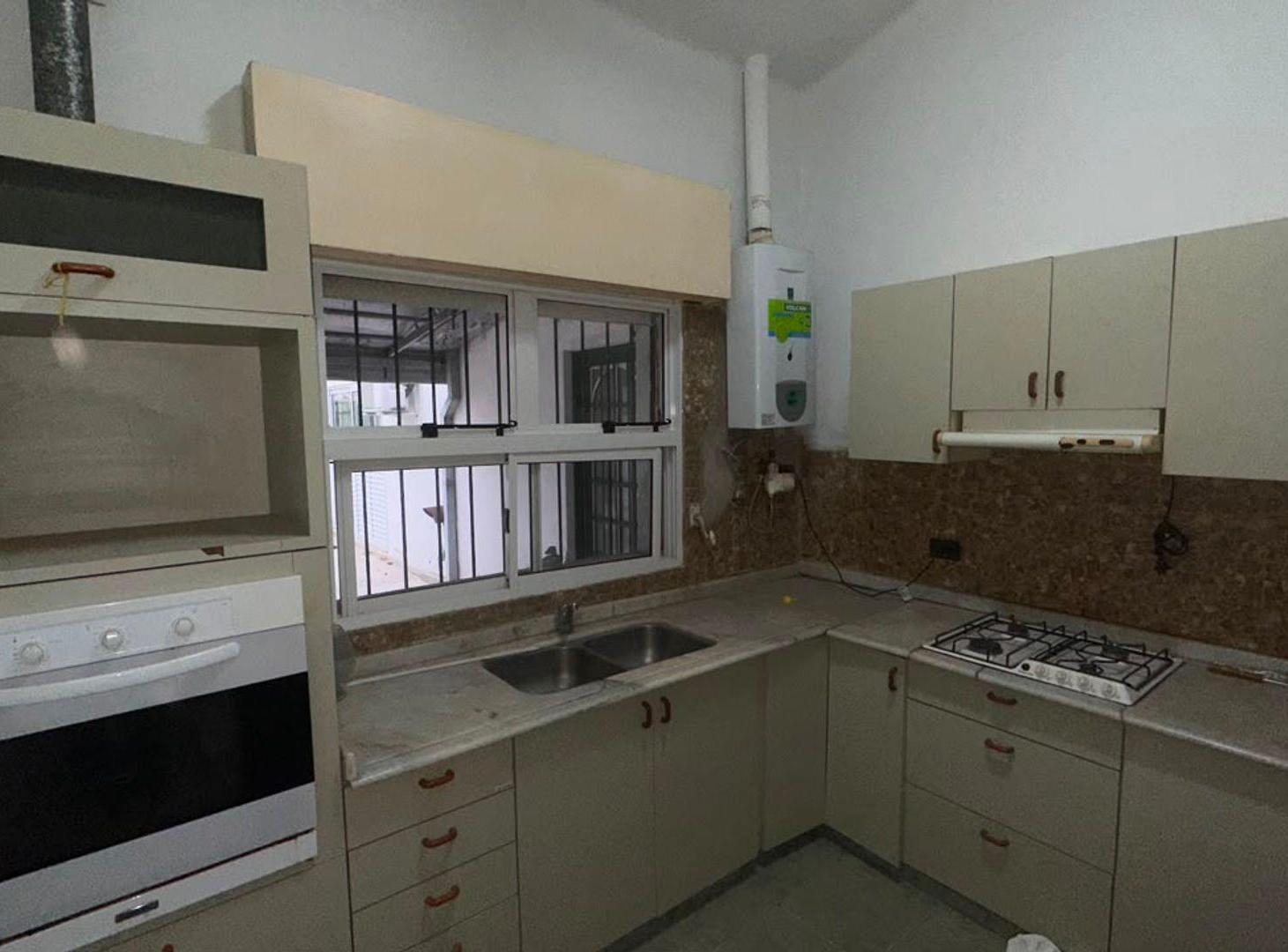 Foto de VENTA/CASA/3DORM./PILETA/B°CENTRAL CORDOBA, imagen 5