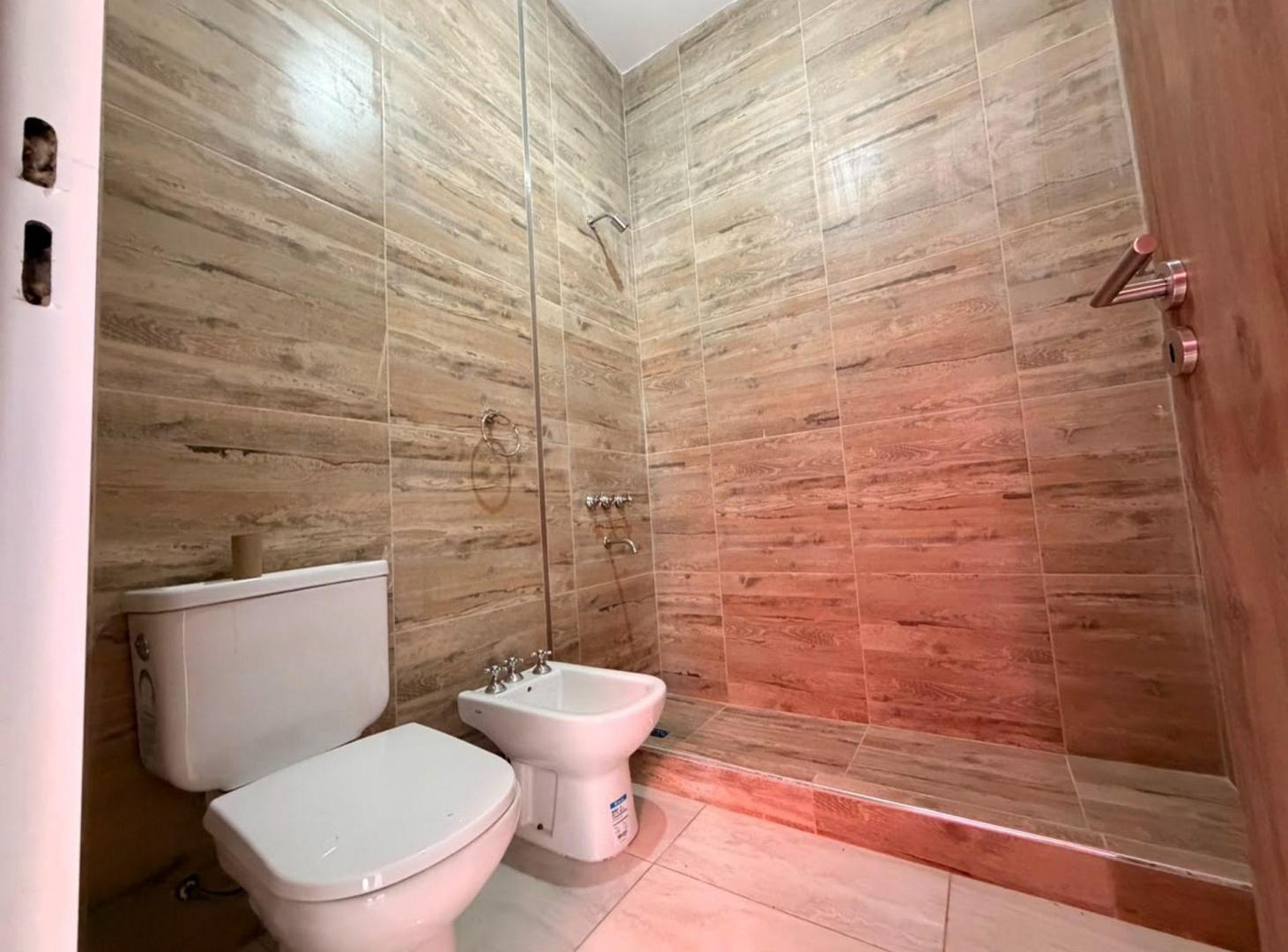 Foto de REMAX ALQUILA /CASA /A ESTRENAR /2 DORMITORIOS, imagen 3