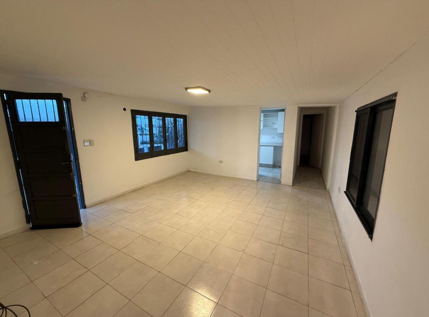 Foto de VENTA/CASA CON PILETA/BELLA ITALIA/CREDITO HIP., imagen 3