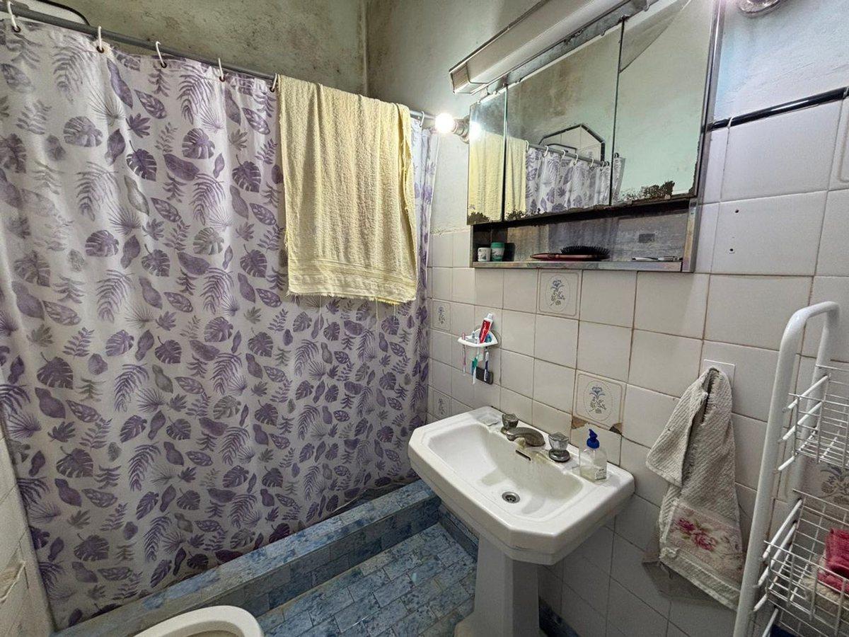 Foto de VENTA / CASA 2 DORMITORIOS / COCHERA / ANGELICA, imagen 4