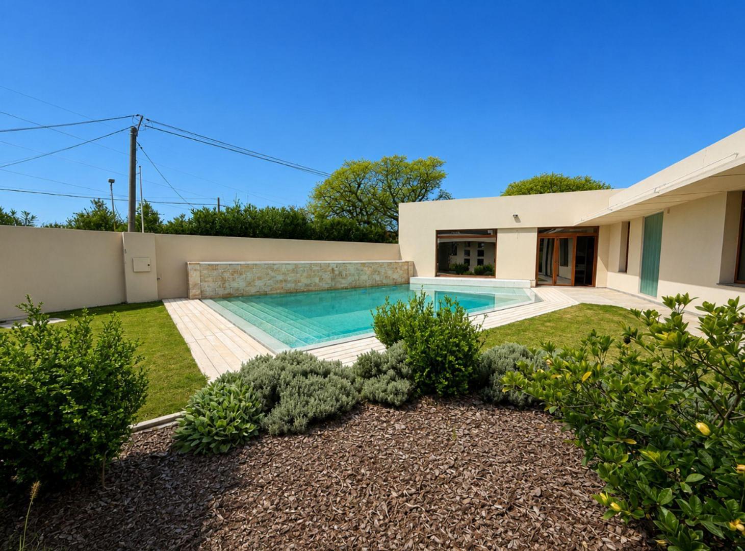 Foto de VENTA/VIVIENDA/PILETA/SERVICIOS/BRIGADIER LOPEZ, imagen 5